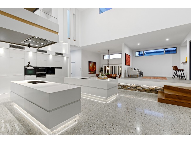 2269 Banksia Lakes Drive, Sanctuary Cove QLD 4212