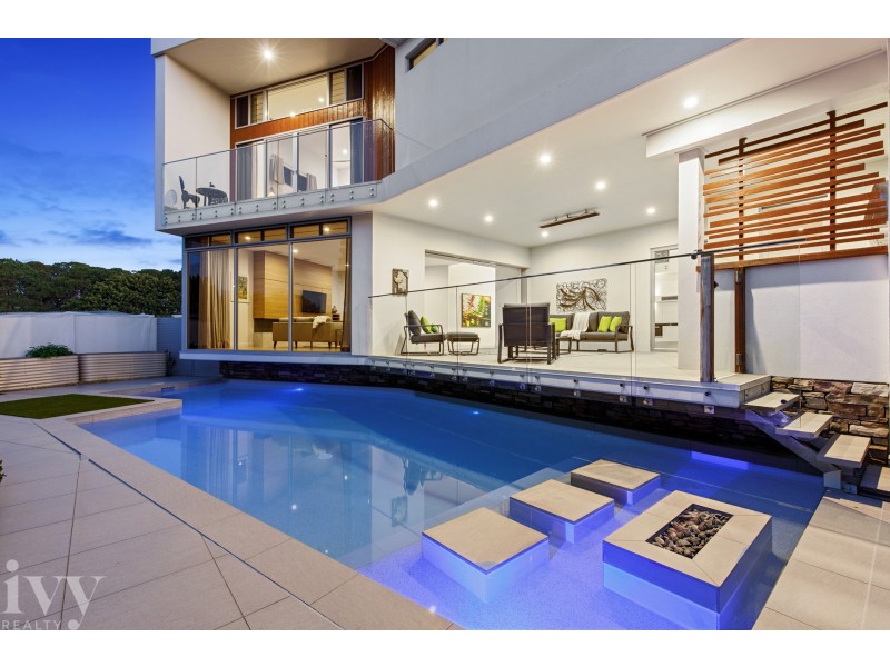 2269 Banksia Lakes Drive, Sanctuary Cove QLD 4212