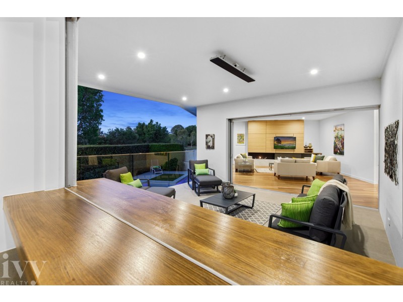 2269 Banksia Lakes Drive, Sanctuary Cove QLD 4212