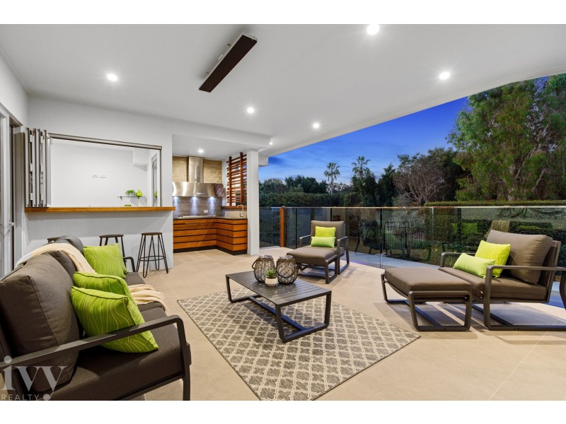 2269 Banksia Lakes Drive, Sanctuary Cove QLD 4212