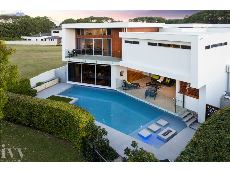 2269 Banksia Lakes Drive, Sanctuary Cove QLD 4212