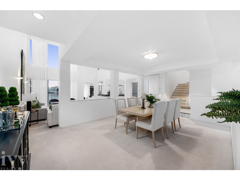 16 Brittanic Crescent, Sovereign Islands QLD 4216