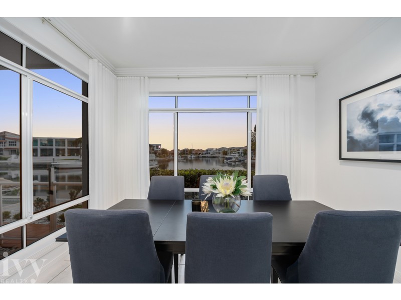 16 Brittanic Crescent, Sovereign Islands QLD 4216