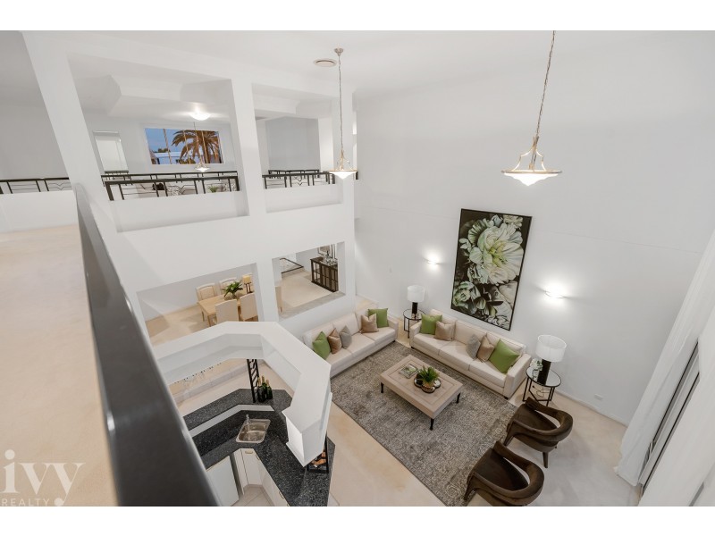 16 Brittanic Crescent, Sovereign Islands QLD 4216