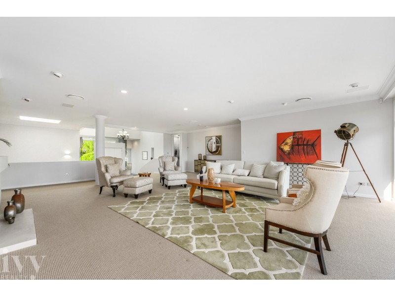 5714 Observation Crescent, Sanctuary Cove QLD 4212