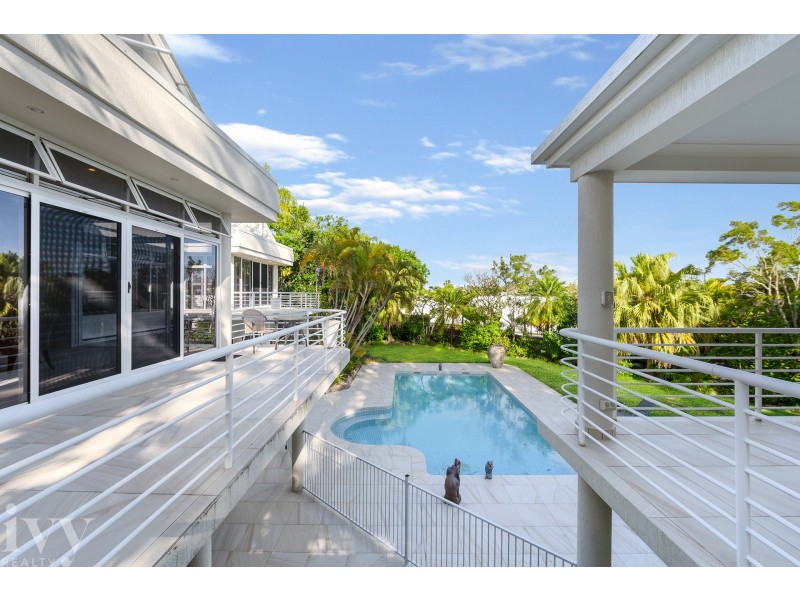5714 Observation Crescent, Sanctuary Cove QLD 4212