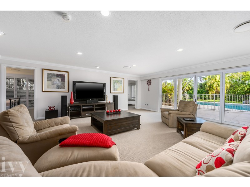 5714 Observation Crescent, Sanctuary Cove QLD 4212