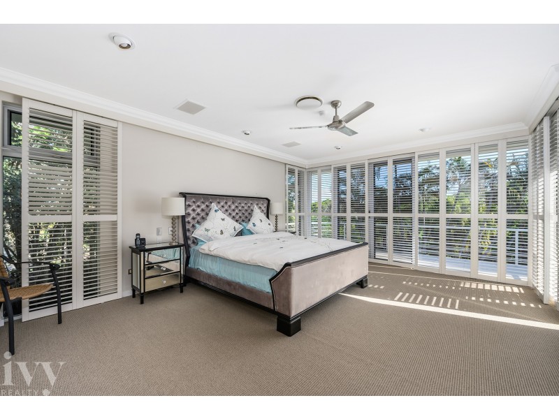 5714 Observation Crescent, Sanctuary Cove QLD 4212
