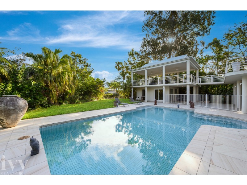5714 Observation Crescent, Sanctuary Cove QLD 4212