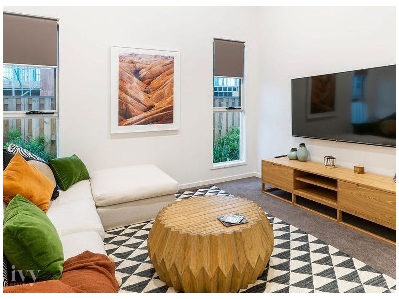 9 Santa Monica Boulevard, Hope Island QLD 4212