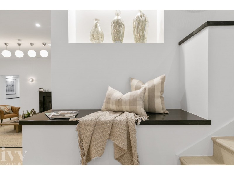 6282 Sylvan Lane, Sanctuary Cove QLD 4212