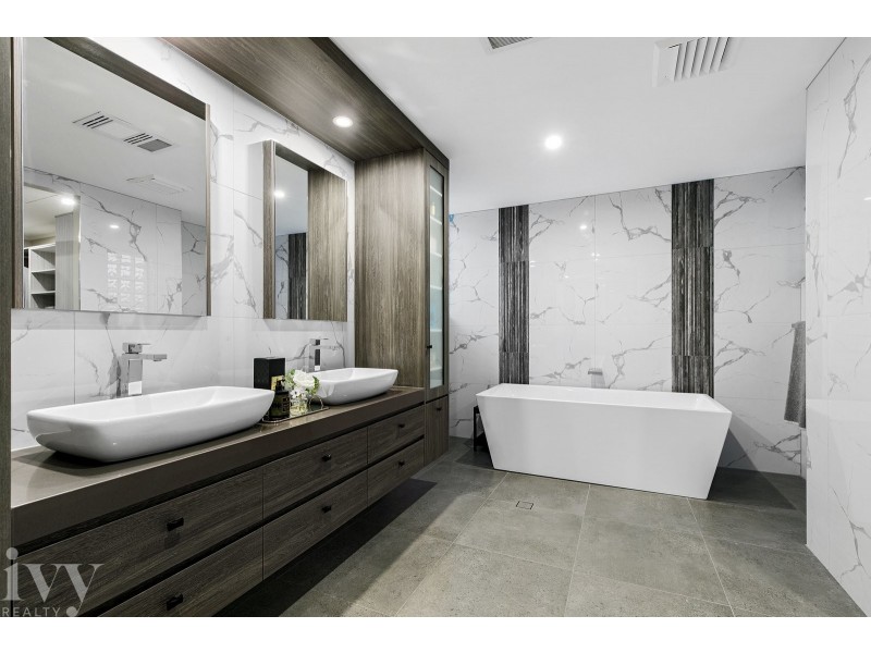 6282 Sylvan Lane, Sanctuary Cove QLD 4212