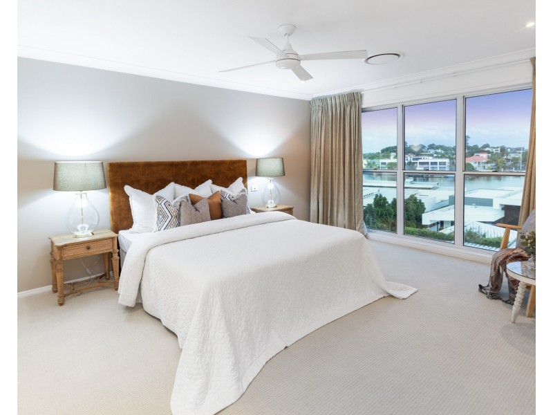 5706 Observation Crescent, Sanctuary Cove QLD 4212