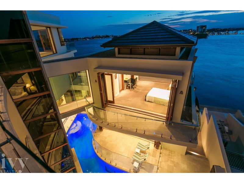 50 Knightsbridge Parade West, Sovereign Islands QLD 4216