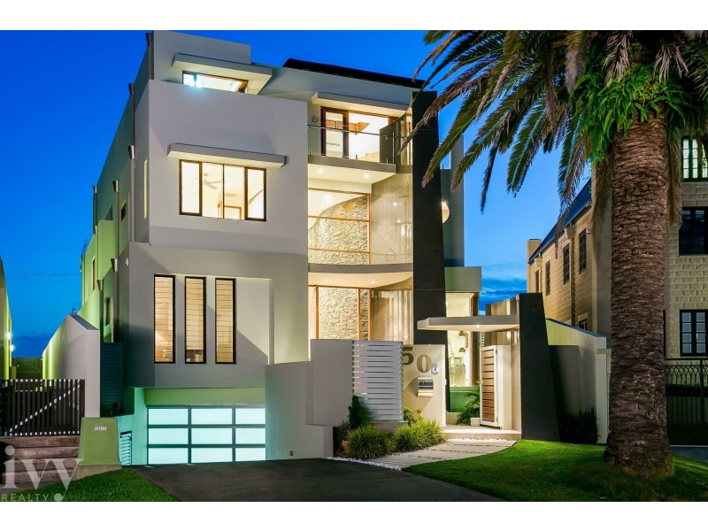 50 Knightsbridge Parade West, Sovereign Islands QLD 4216