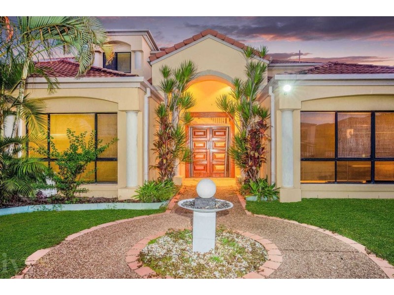 43 The Peninsula, Sovereign Islands QLD 4216