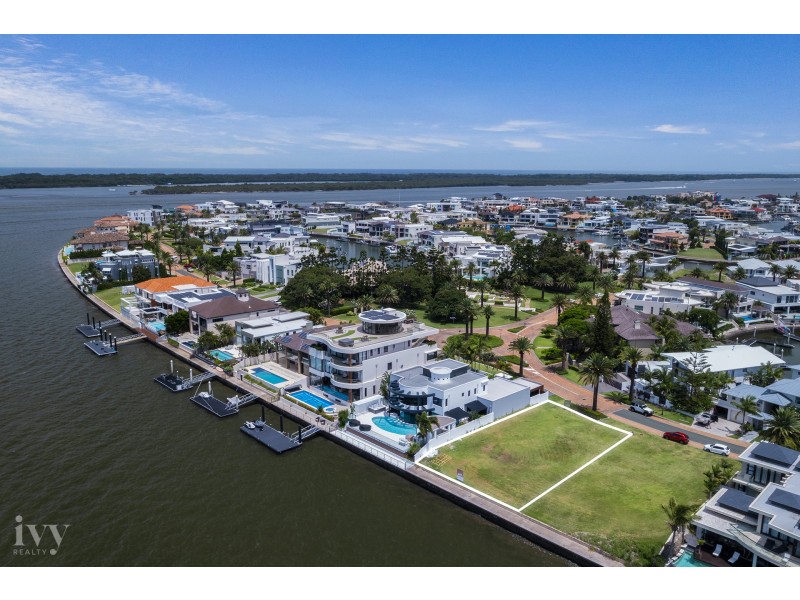 3 Knightsbridge Parade West, Sovereign Islands QLD 4216