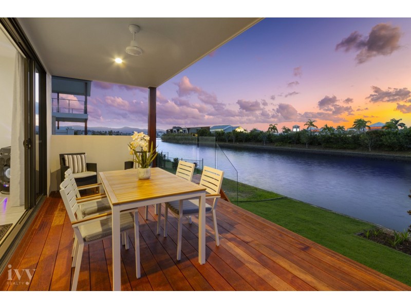 5043 Harbourview Drive, Hope Island QLD 4212
