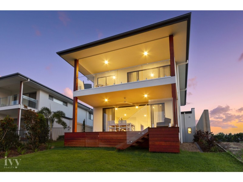 5043 Harbourview Drive, Hope Island QLD 4212