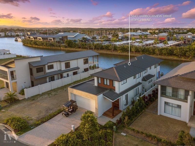 5043 Harbourview Drive, Hope Island QLD 4212