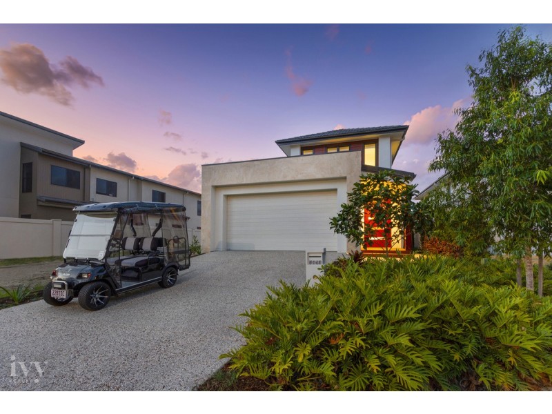 5043 Harbourview Drive, Hope Island QLD 4212