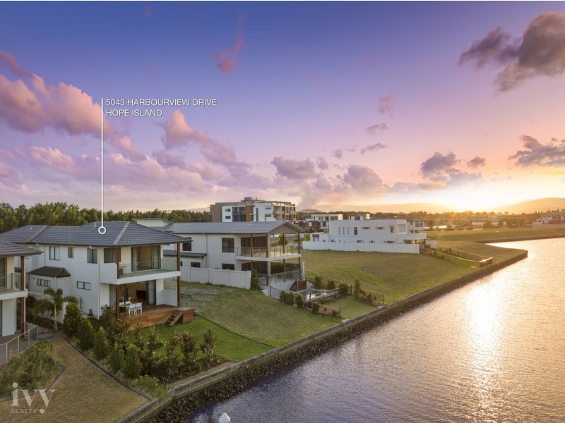 5043 Harbourview Drive, Hope Island QLD 4212