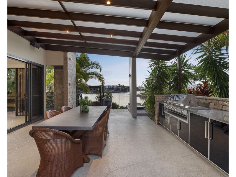 37 Quayside Drive, Helensvale QLD 4212