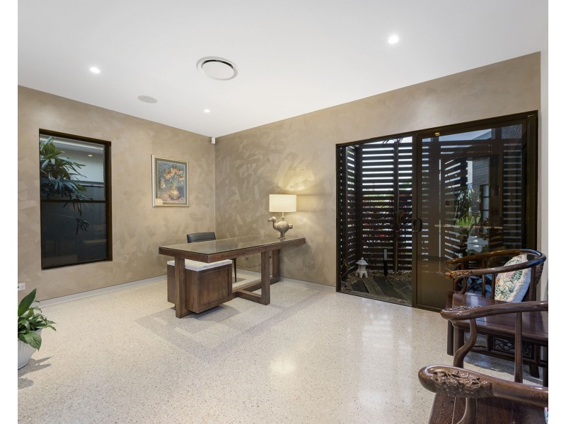 37 Quayside Drive, Helensvale QLD 4212