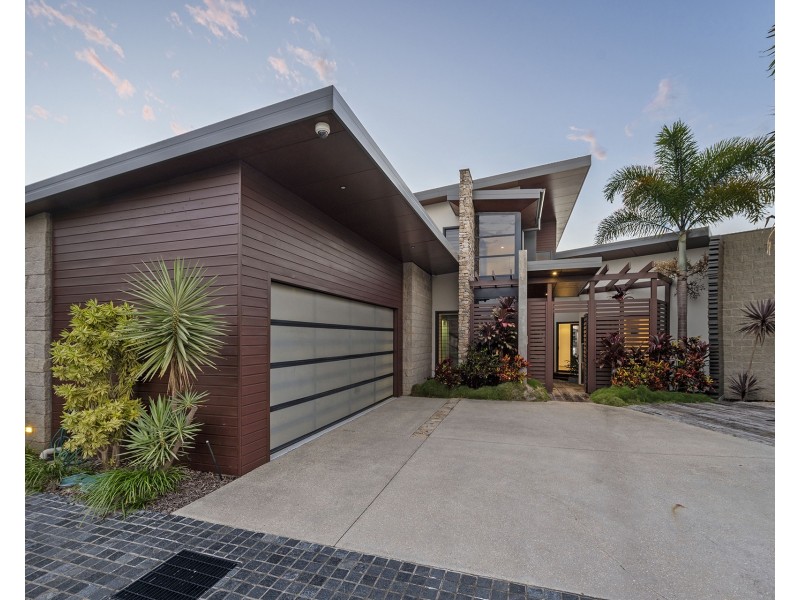 37 Quayside Drive, Helensvale QLD 4212