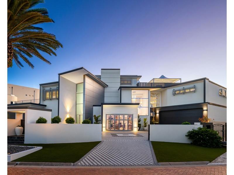 16-18 Parklane Terrace, Sovereign Islands QLD 4216