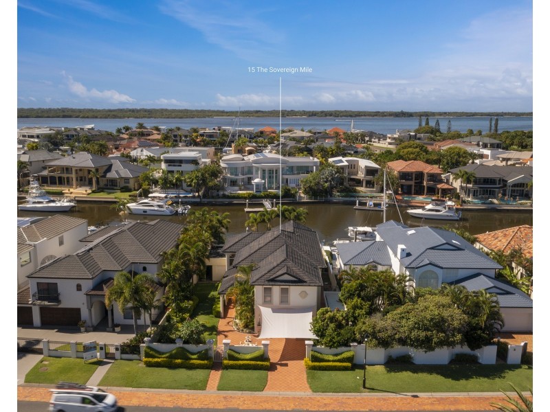 15 The Sovereign Mile, Sovereign Islands QLD 4216