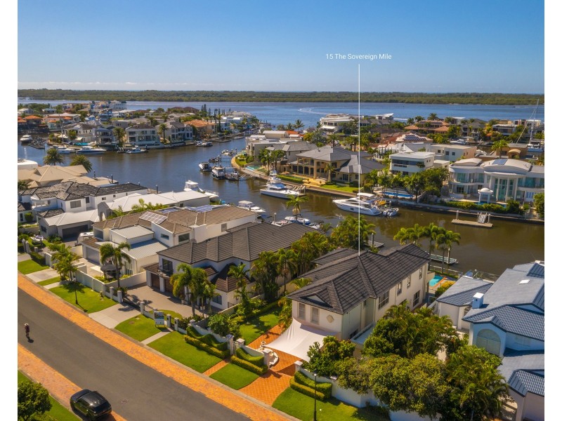 15 The Sovereign Mile, Sovereign Islands QLD 4216