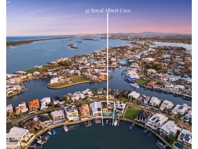 47 Royal Albert Crescent, Sovereign Islands QLD 4216
