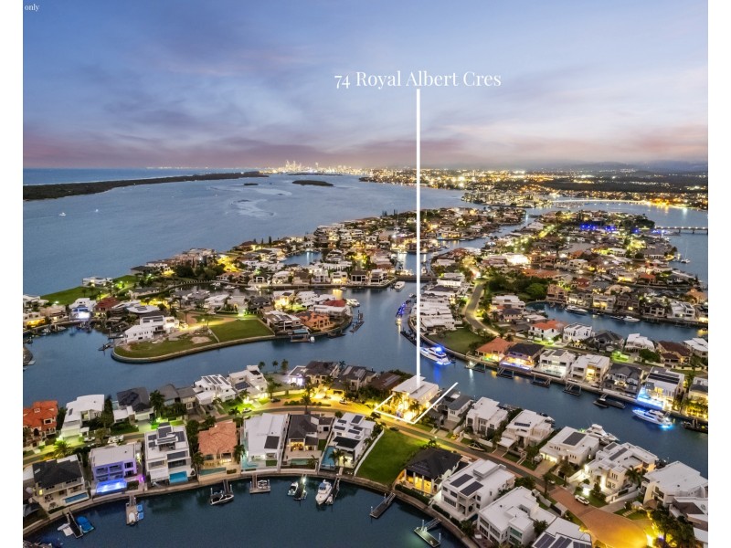 74 Royal Albert Crescent, Sovereign Islands QLD 4216