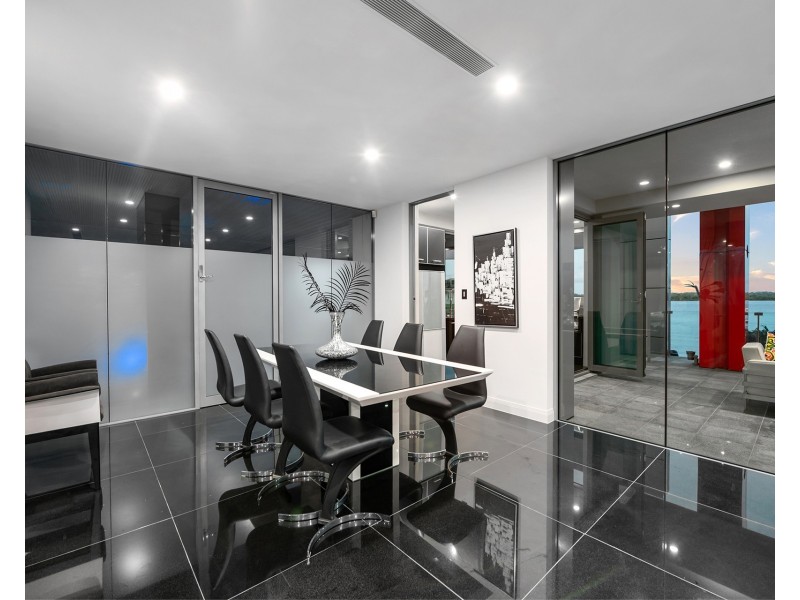 46-48 Royal Albert Crescent, Sovereign Islands QLD 4216