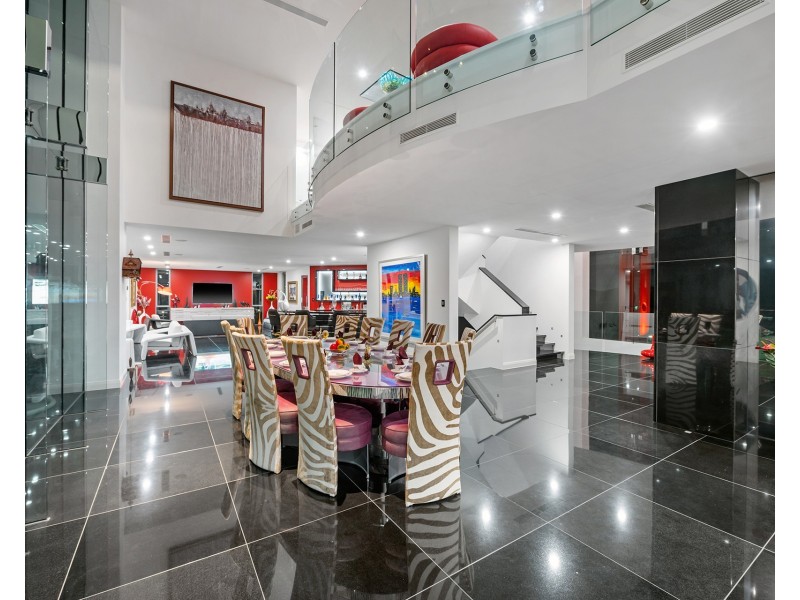 46-48 Royal Albert Crescent, Sovereign Islands QLD 4216