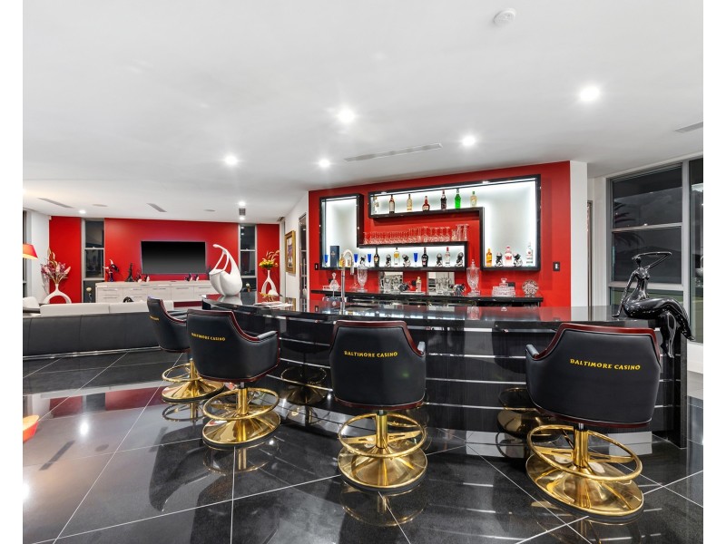 46-48 Royal Albert Crescent, Sovereign Islands QLD 4216