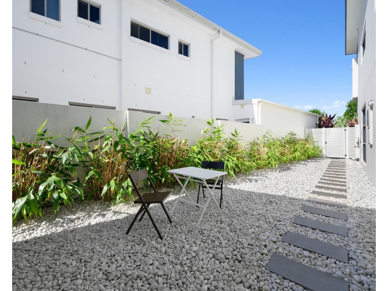 4 Northwater Drive, Hope Island QLD 4212