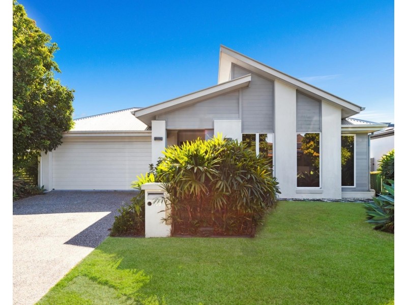 28 Galley Road, Hope Island QLD 4212