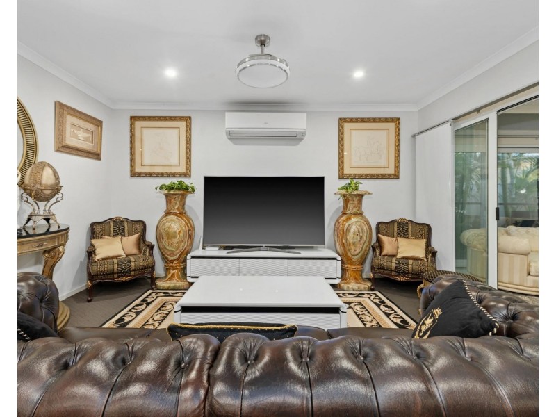 28 Galley Road, Hope Island QLD 4212