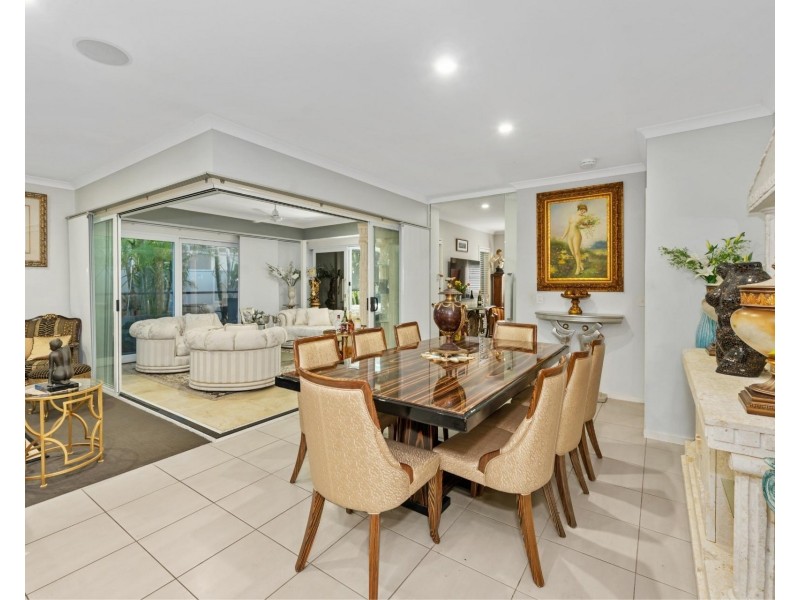 28 Galley Road, Hope Island QLD 4212