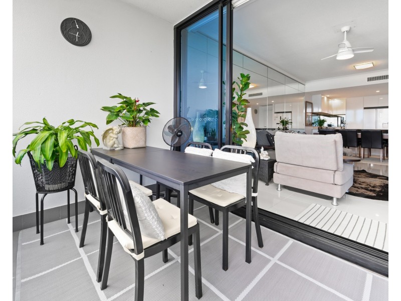 2609/5 Harbour Side Court, Biggera Waters QLD 4216