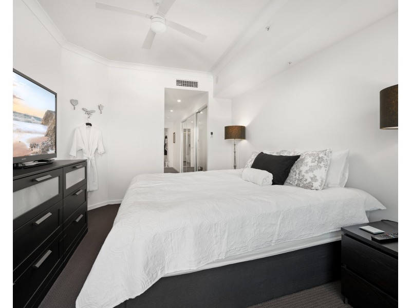 2609/5 Harbour Side Court, Biggera Waters QLD 4216