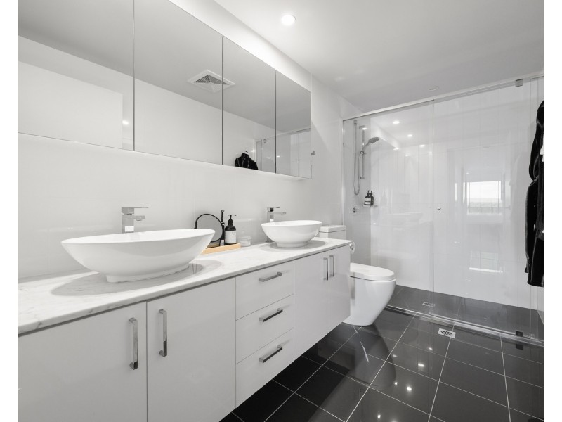 2609/5 Harbour Side Court, Biggera Waters QLD 4216