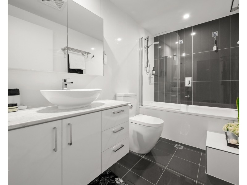 2609/5 Harbour Side Court, Biggera Waters QLD 4216