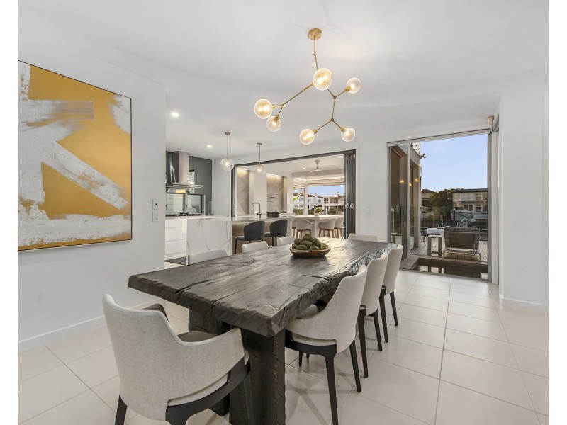 8059 Riverside Drive, Sanctuary Cove QLD 4212