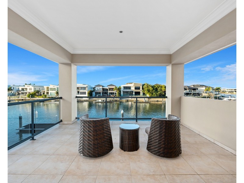 75 The Sovereign Mile, Sovereign Islands QLD 4216