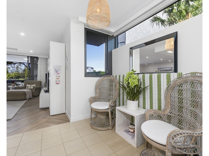 5104/323 Bayview Street, Hollywell QLD 4216