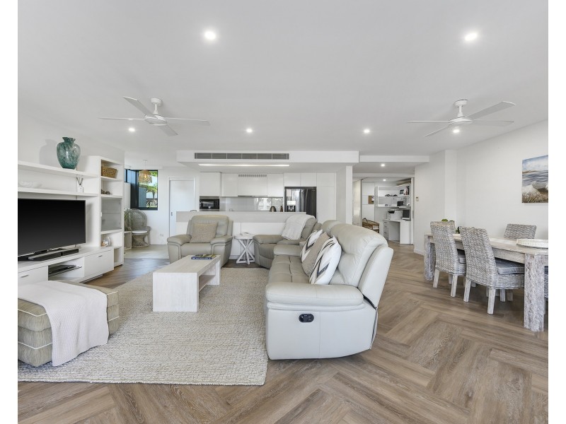 5104/323 Bayview Street, Hollywell QLD 4216