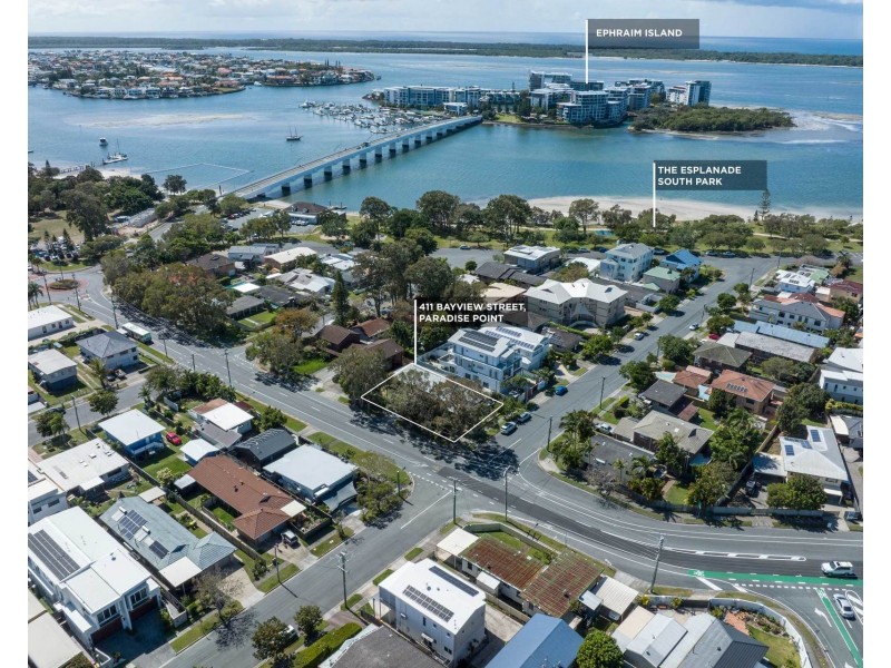 411 Bayview Street, Paradise Point QLD 4216